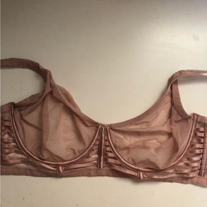 Victoria’s Secret pink unlined plunge bra 36DD